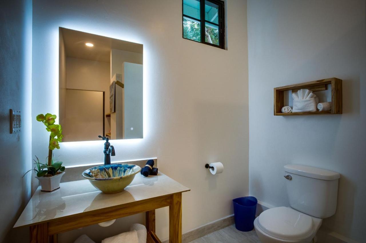 The Sea Glass Inn Placencia 외부 사진